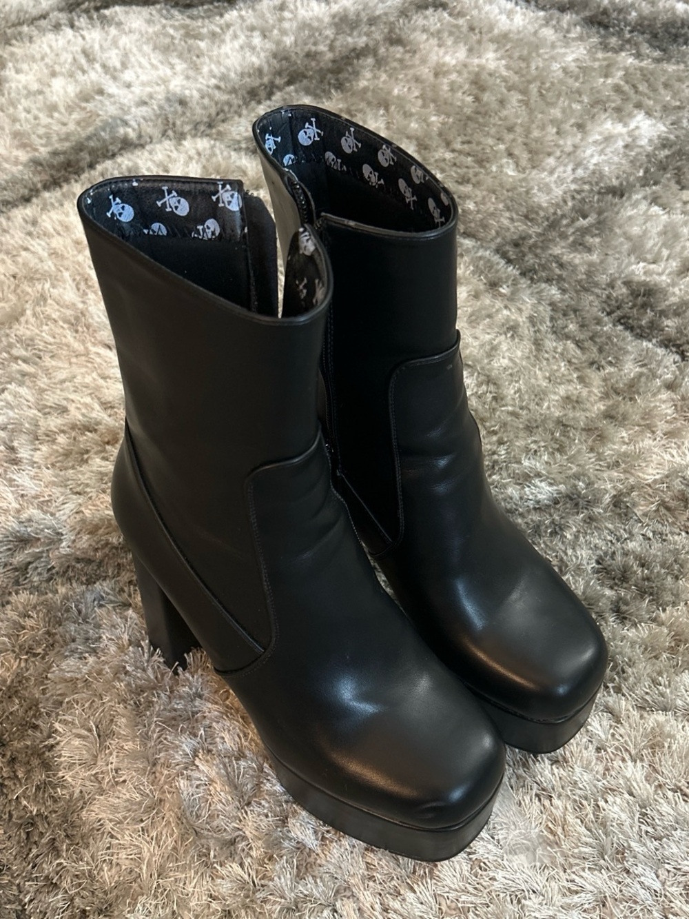 Women's Black Platform Ankle Boots with Skull-Print Lining